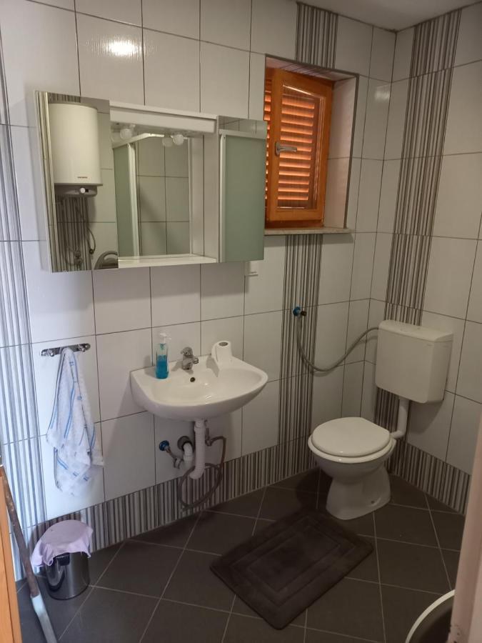 Kuca Za Odmor Luka Apartment Luka  Ngoại thất bức ảnh