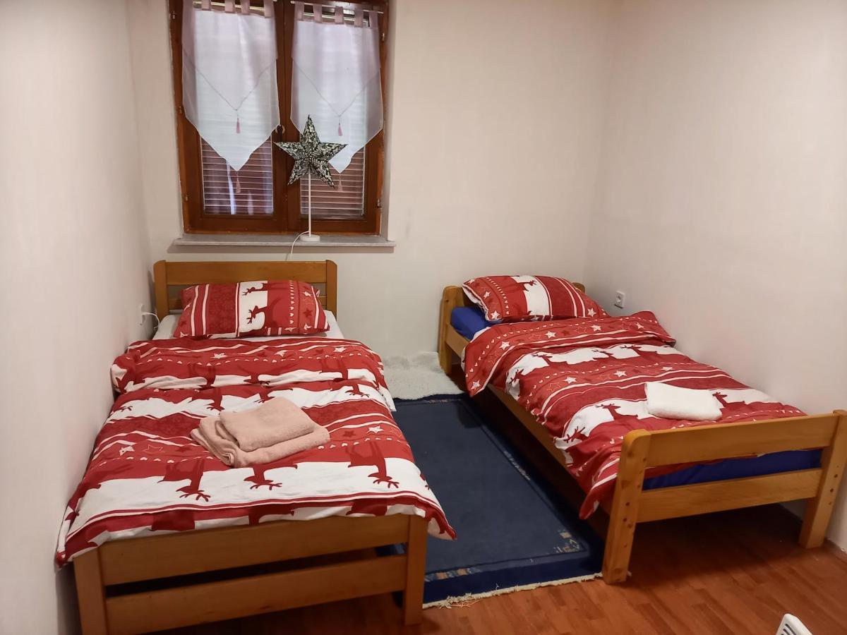 Kuca Za Odmor Luka Apartment Luka  Ngoại thất bức ảnh